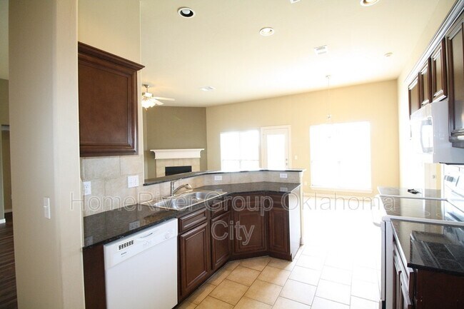 Building Photo - 3633 NW 176th St