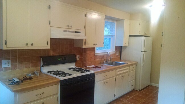 Foto del edificio - 1 Lovell Ave