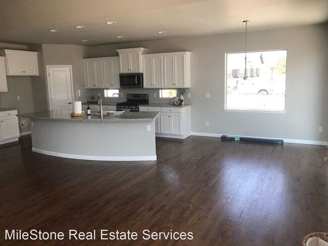 Building Photo - 4 br, 3 bath House - 11897 Alydar Loop