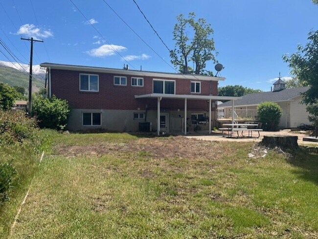Foto del edificio - Kaysville 4 Bedroom, 2.5 Baths, big 2 car ...