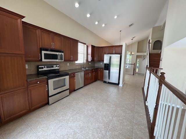 Foto del edificio - 9638 Wolcott Pl