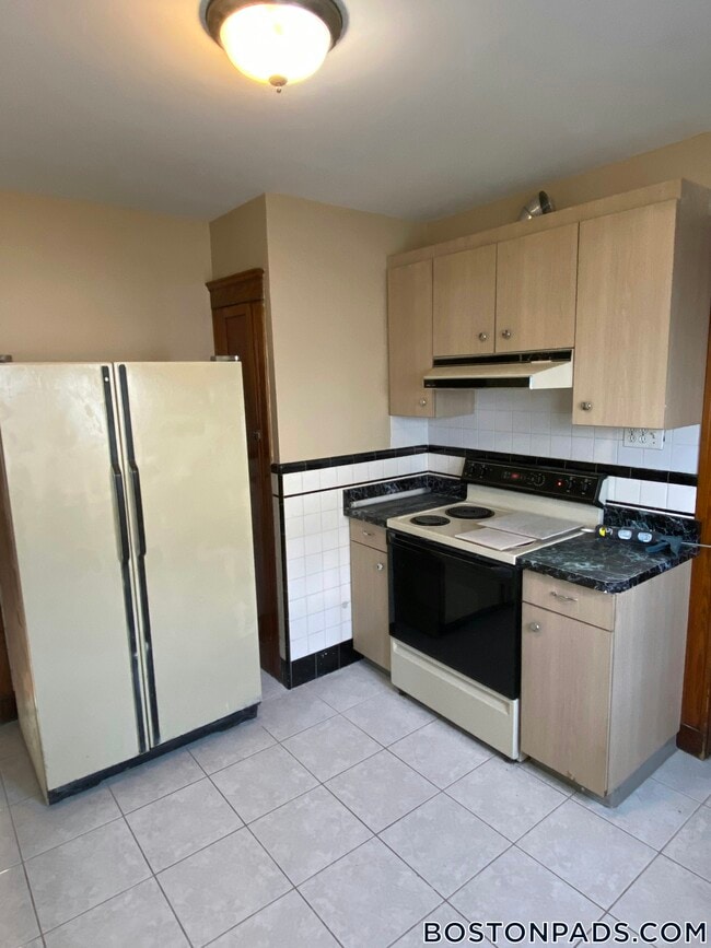 Foto del edificio - 2 Goldsmith Ave