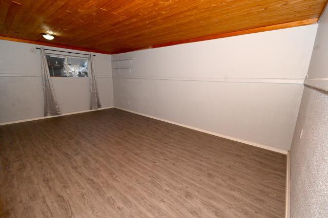 Building Photo - 1 bedroom in Prince George BC V2L 1N6