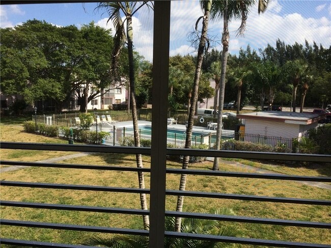 Photo - 4374 NW 9th Ave Apartment