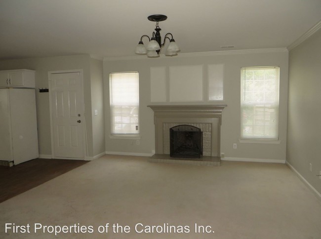 Building Photo - 3 br, 2 bath House - 9239 Ligon Ct.