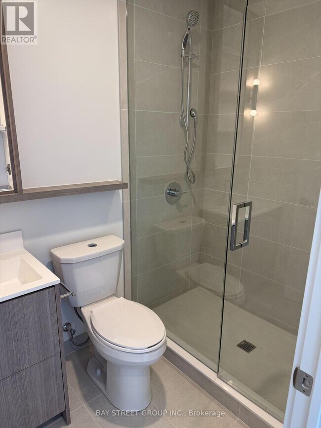 Photo du bâtiment - 625-625 Sheppard Ave E