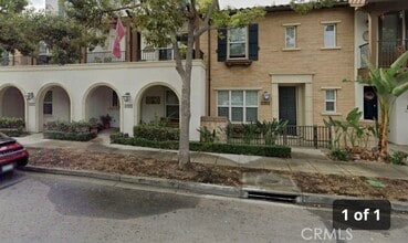 Building Photo - 713 S Melrose St