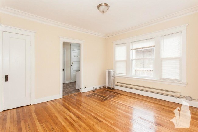 Foto del edificio - 4421 N Wolcott Ave