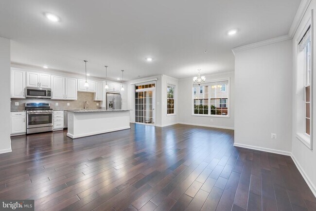 Foto del edificio - 23290 Milltown Knoll Square
