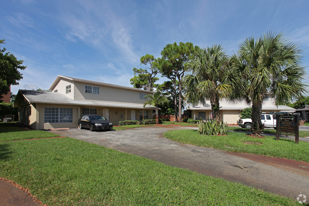 Deerfield Place Apartments & Townhomes - Apartments in Deerfield Beach ...