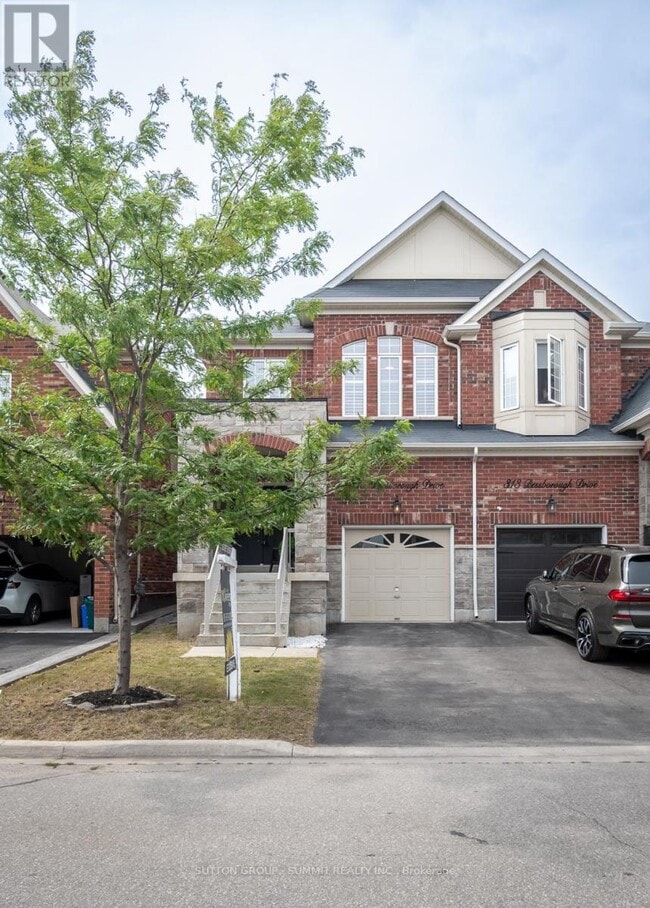 Building Photo - 315 Bessborough Dr