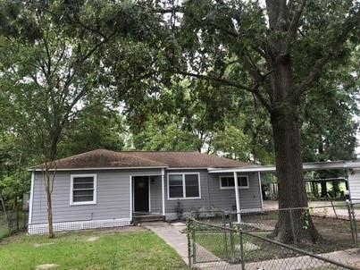 Primary Photo - 303 Cherry Creek Rd