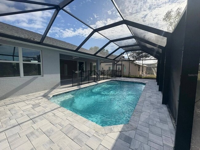 Building Photo - 25197 Alcazar Dr