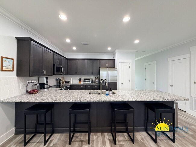 Foto del edificio - Gorgeous 2 Story 4 Bedrooms Townhome in Fort Walton Beach!