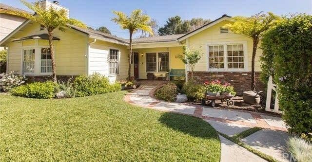 Primary Photo - 10522 Tuxford St