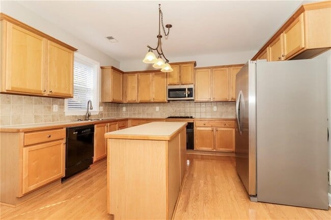 Foto del edificio - 1941 Patterson Mill Ct