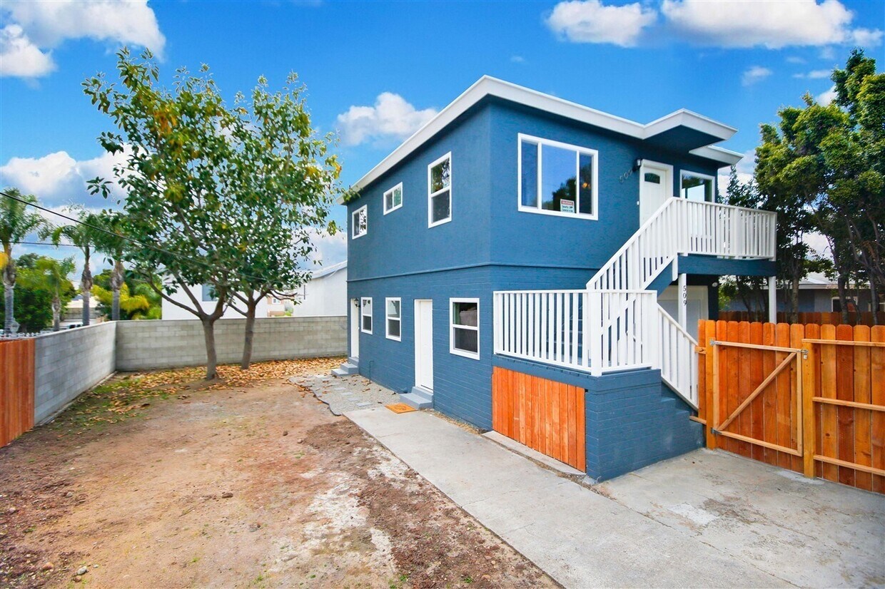 Primary Photo - 509 41st Street