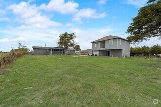 Building Photo - 655 Northstar Rd
