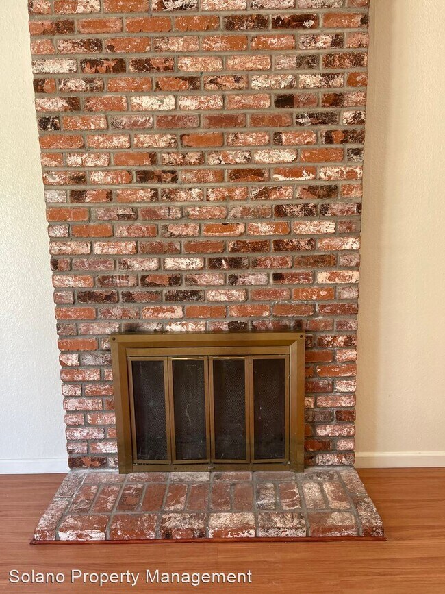 Building Photo - 3 br, 1 bath House - 1528 Montebello