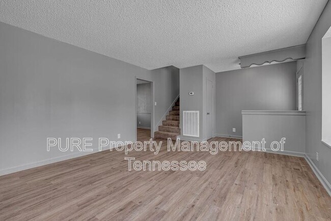 Foto del edificio - 3133 Country Meadow Rd
