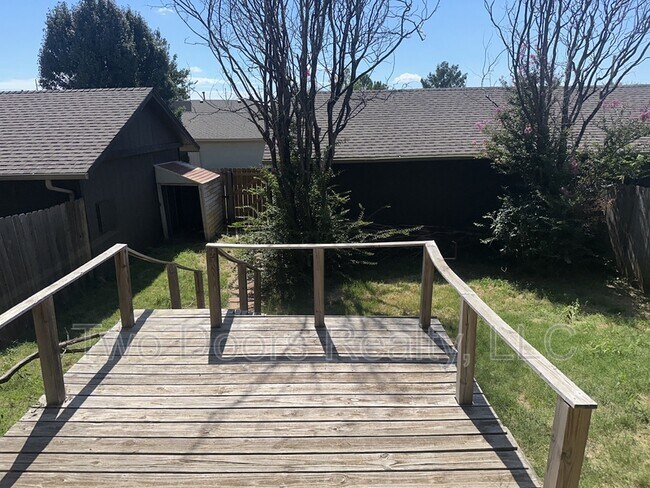 Foto del edificio - 2202 Shadowridge Dr