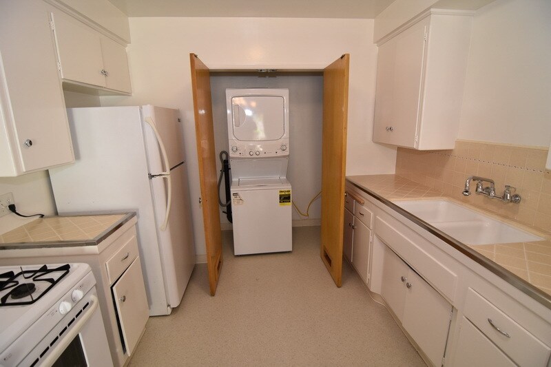 New washer Dryer in unit - 3355 Manning Ave