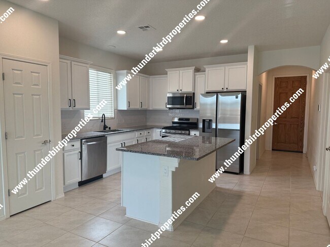Foto del edificio - Great 4 bedroom home - Rio Rancho