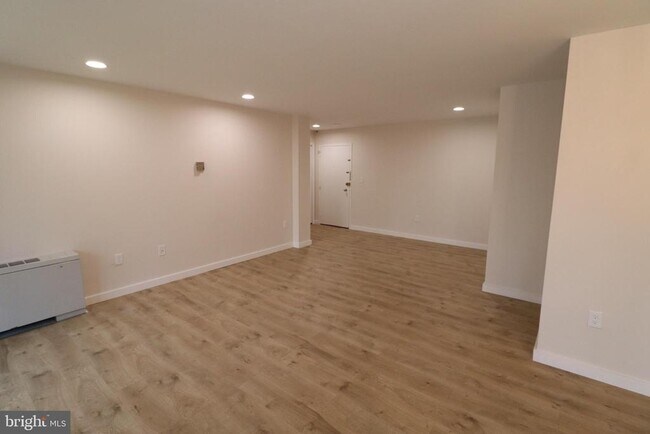 Foto del edificio - 7505 Democracy Blvd