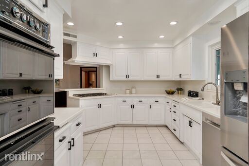 Building Photo - 7 br, 4.5 bath House - 5100 Calenda Dr