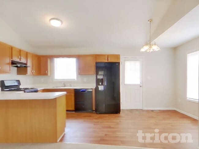 Foto del edificio - 302 Bethel Dr