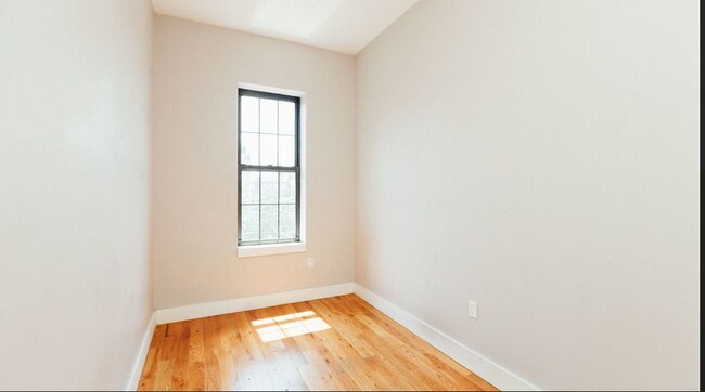 Foto del edificio - 154 Woodward Ave