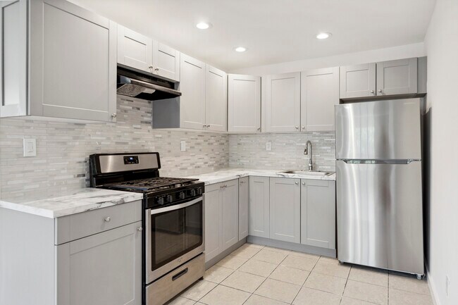 Kitchen - 5103 Liberty Ave