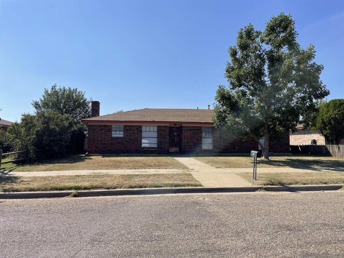Primary Photo - 3306 S Hill St