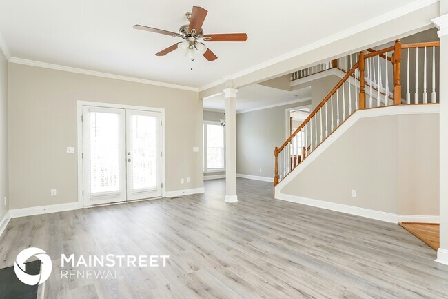 Foto del edificio - 512 Deacon Ridge St