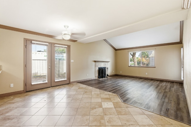 Building Photo - 7675 N First St