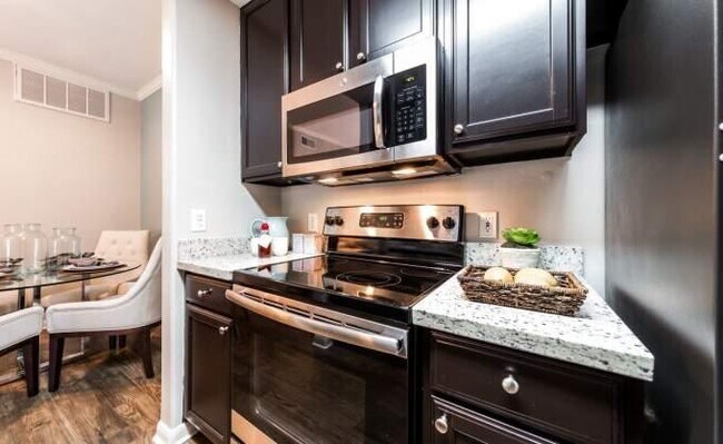 Building Photo - 1 bedroom in Houston TX 77063