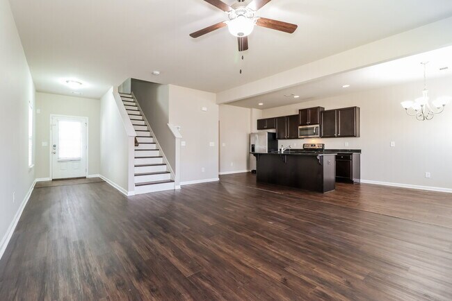 Building Photo - 63 Fern Walk