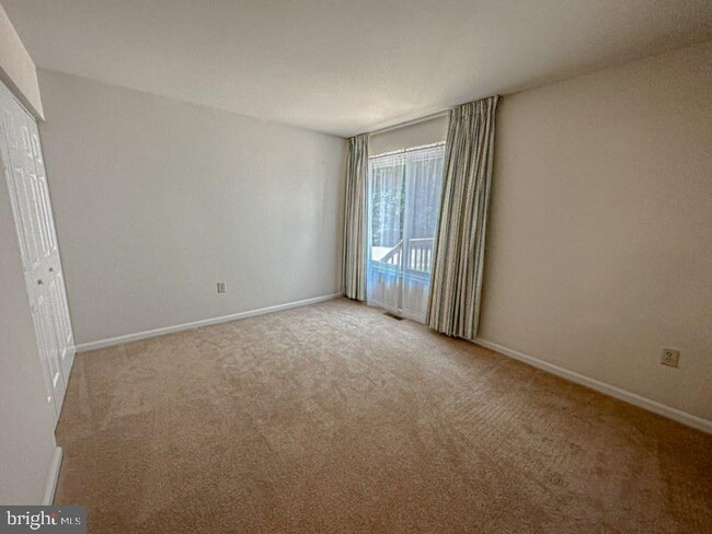 Foto del edificio - 6306 Long Beach Dr