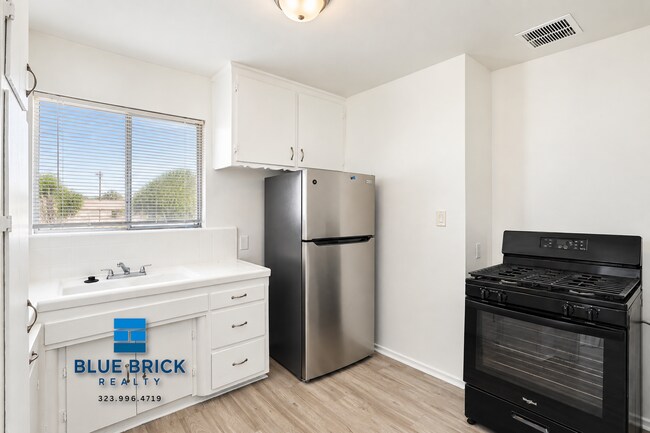 Foto del edificio - 7117 Fulton Ave