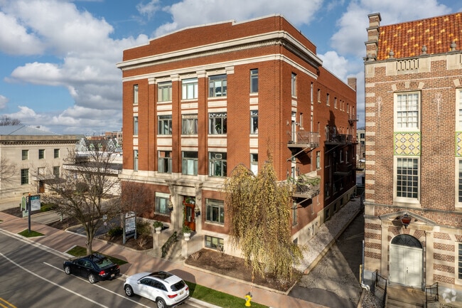 Centennial Park Place