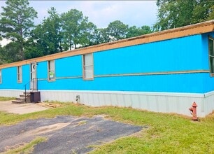 Building Photo - 2635 E Palmetto St