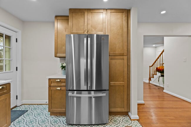 Foto del edificio - 549 Claymont Dr