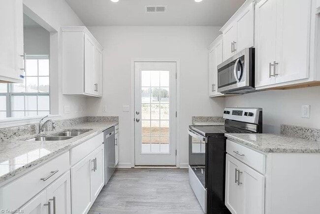 Foto del edificio - 1154 Evelynnview Ln