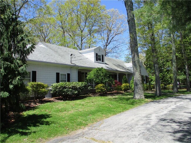 Building Photo - 311 Pippin Orchard Rd