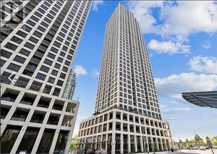 Building Photo - 36 Elm Dr W