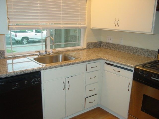 Foto del edificio - 9952 Vanguard Dr
