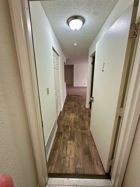 Foto del edificio - 2160 Hedgerow Road