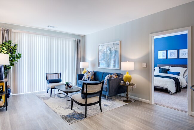 Boulders Lakeview Apartments - North Chesterfield, VA, 23225