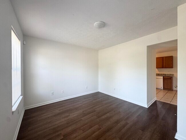 Foto del edificio - 1132 Jonestown Ln