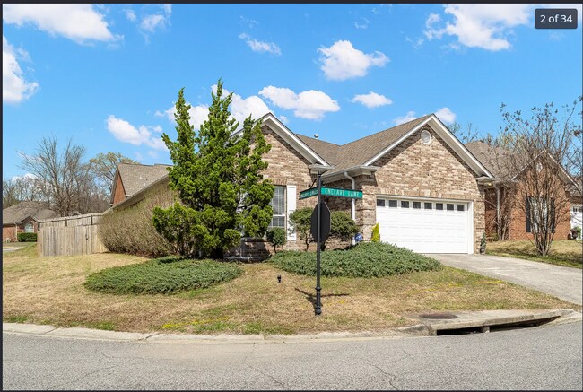 Foto del edificio - 3143 Enclave Ln